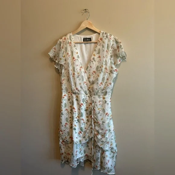 Sam Edelman Floral Dress, Ruched Waist, Cream color, Size 8 - Picture 4 of 10